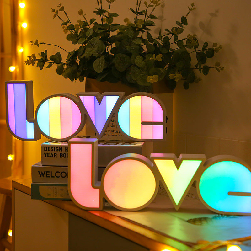 L O V E - LED Lights